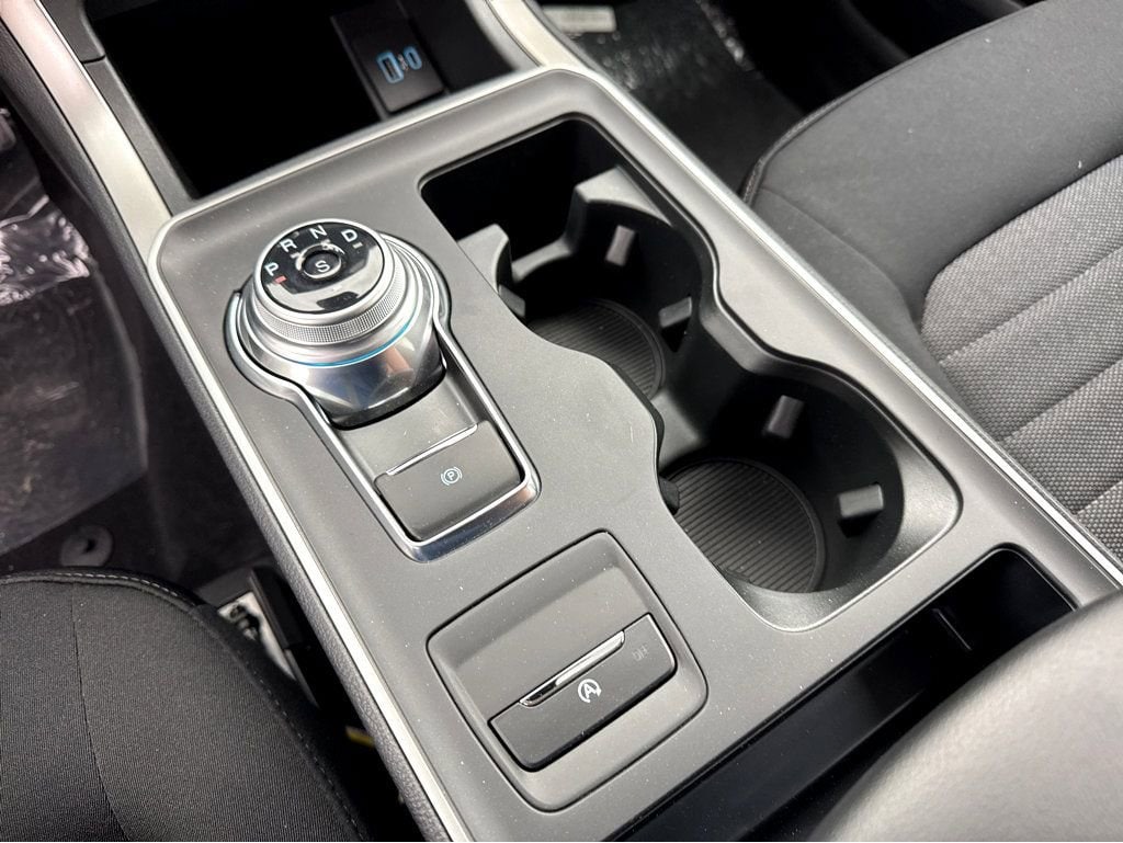 2024 Ford Edge SE - Photo 24