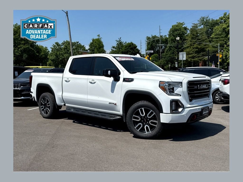 2020 GMC Sierra 4WD Crew Cab Short Box AT4's photo