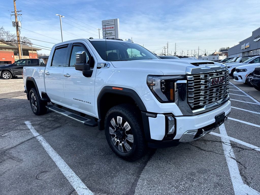 2025 GMC Sierra 2500HD Denali's photo