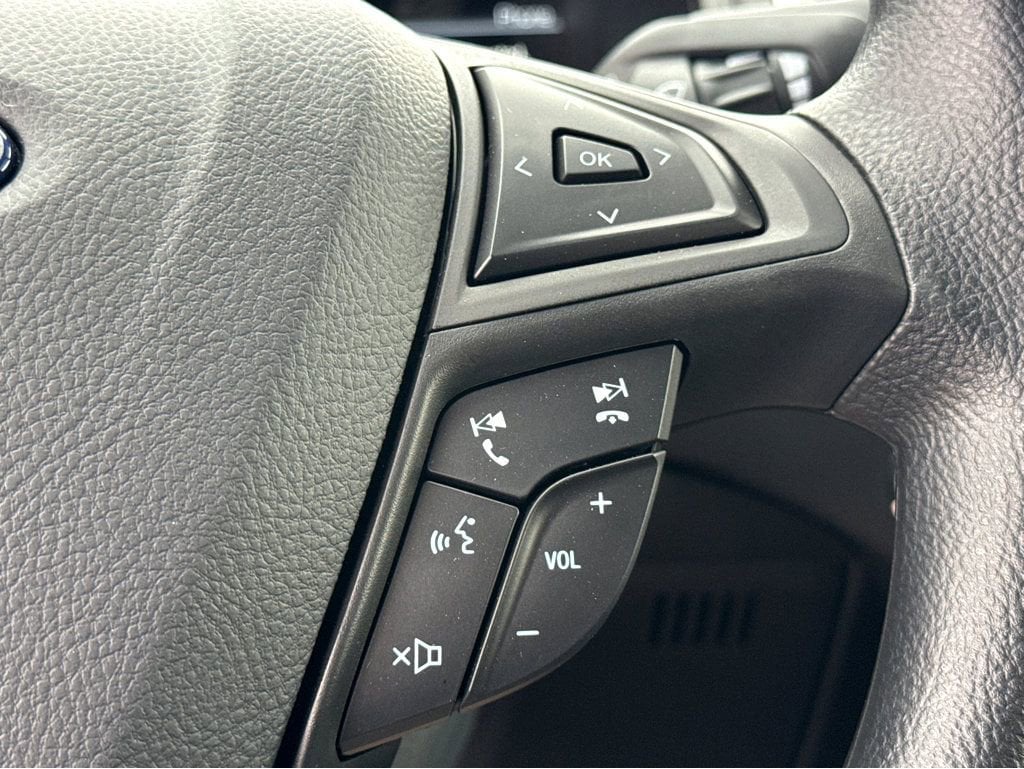 2024 Ford Edge SE - Photo 18