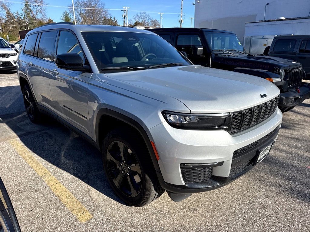 2025 Jeep Grand Cherokee L Limited's photo