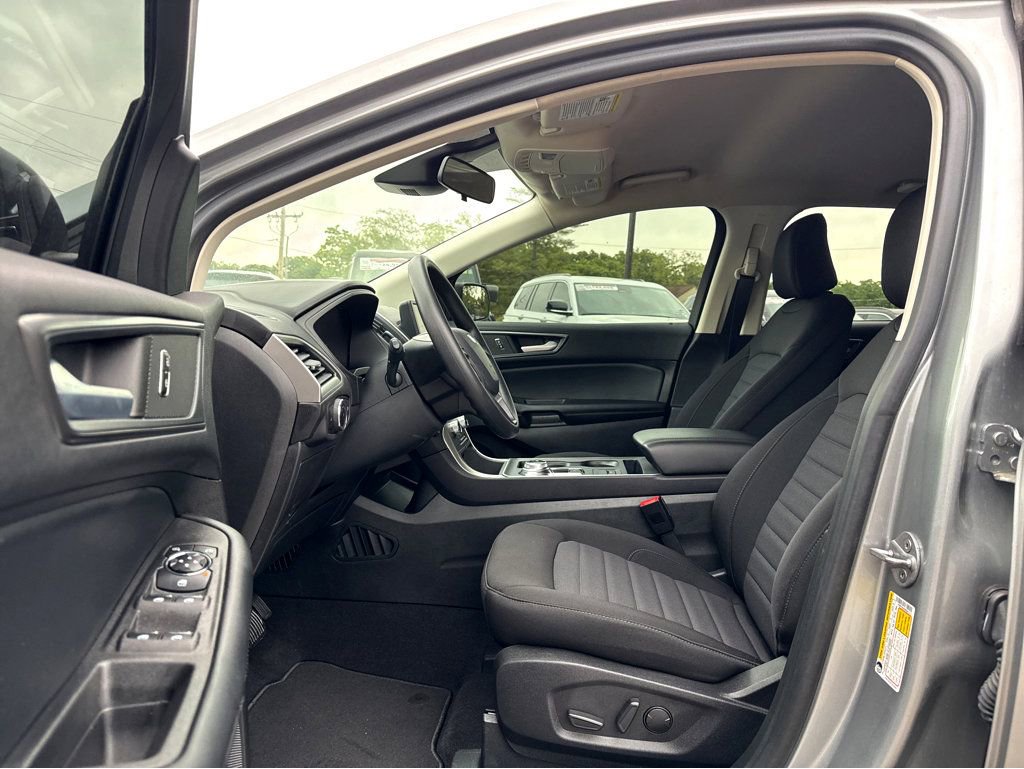 2024 Ford Edge SE - Photo 12