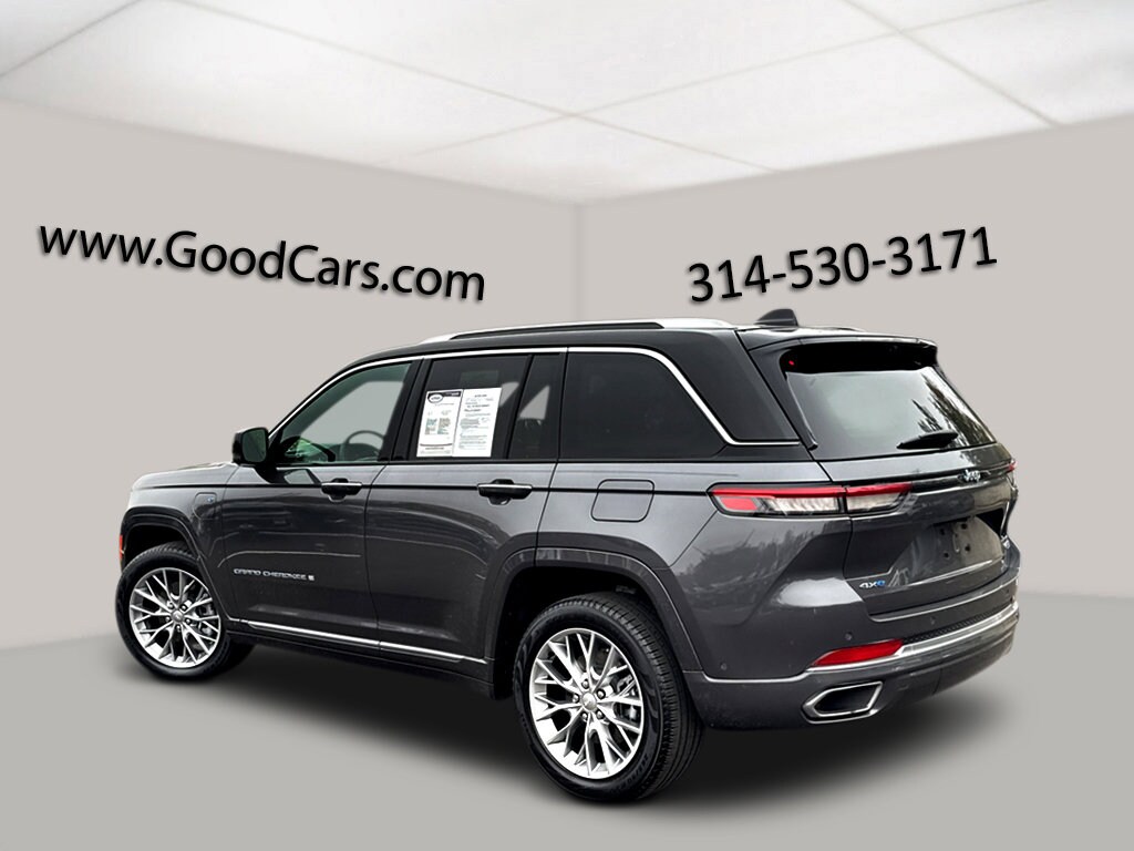 2022 Jeep Cherokee Summit 4xe photo 4