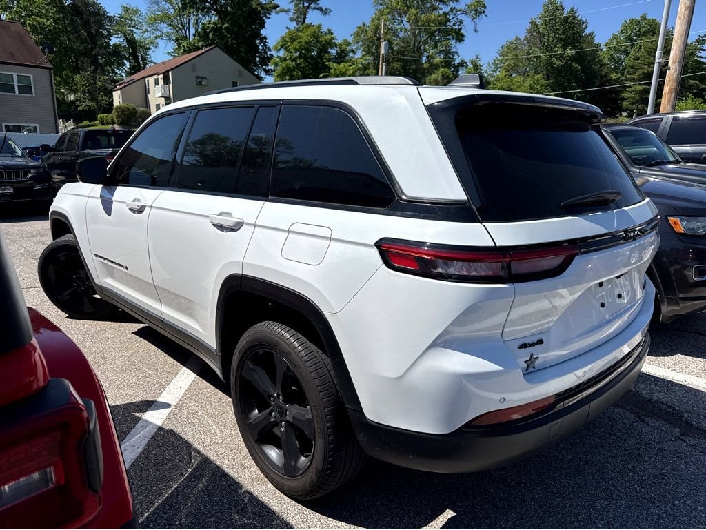 Used 2024 Jeep Grand Cherokee Limited SUV