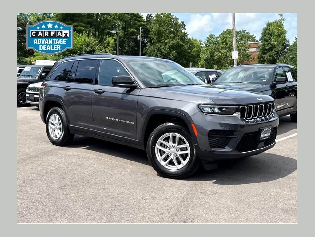 Baltic Gray Metallic Clearcoat 2025 Jeep Grand Cherokee Laredo X 4WD SUV / Crossover Four-Wheel Drive Automatic