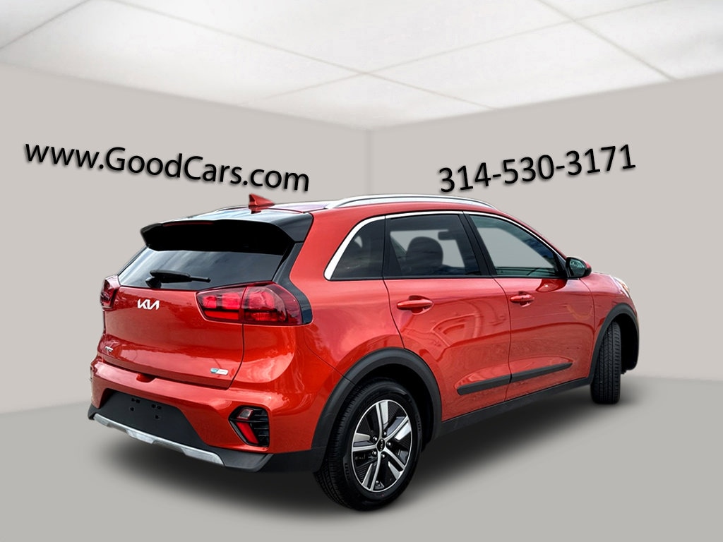 Used 2022 Kia Niro LXS with VIN KNDCB3LC9N5502210 for sale in Glendale, MO