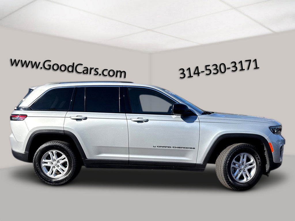 Used 2023 Jeep Grand Cherokee Laredo SUV