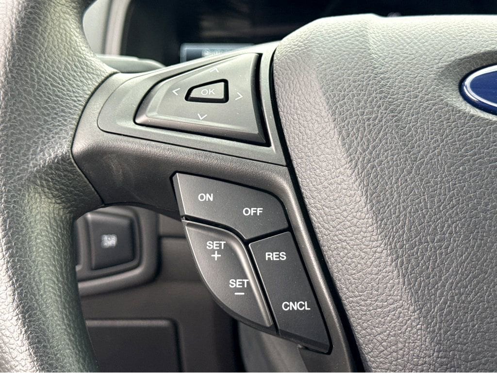 2024 Ford Edge SE - Photo 17