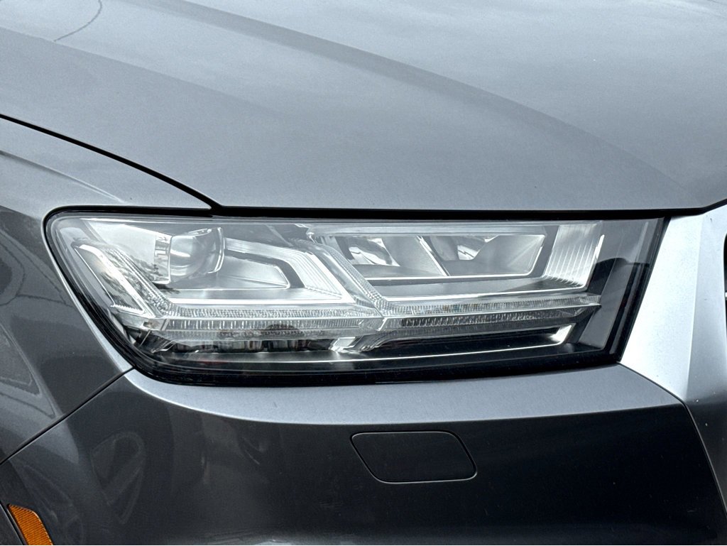 2019 Audi Q7 Premium Plus photo 3