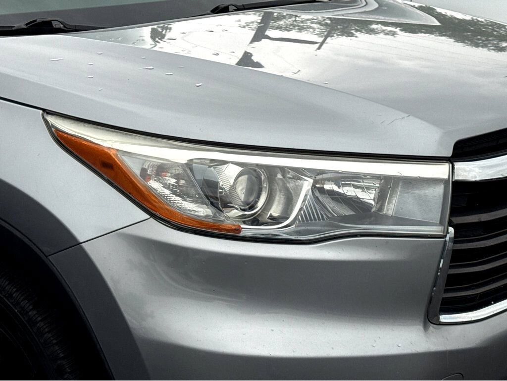 Used 2016 Toyota Highlander XLE SUV