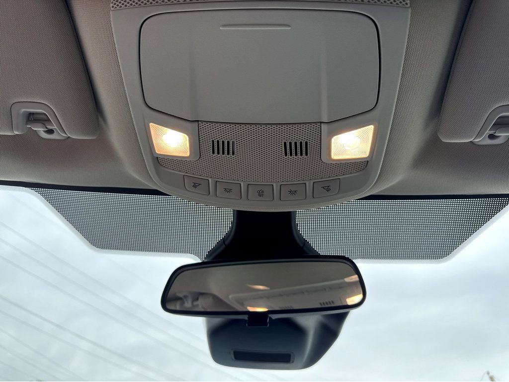 2024 Ford Edge SE - Photo 25