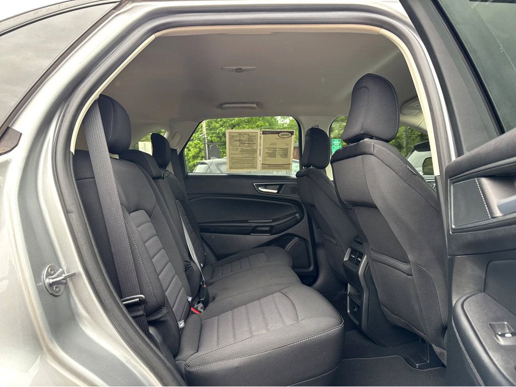 2024 Ford Edge SE - Photo 10