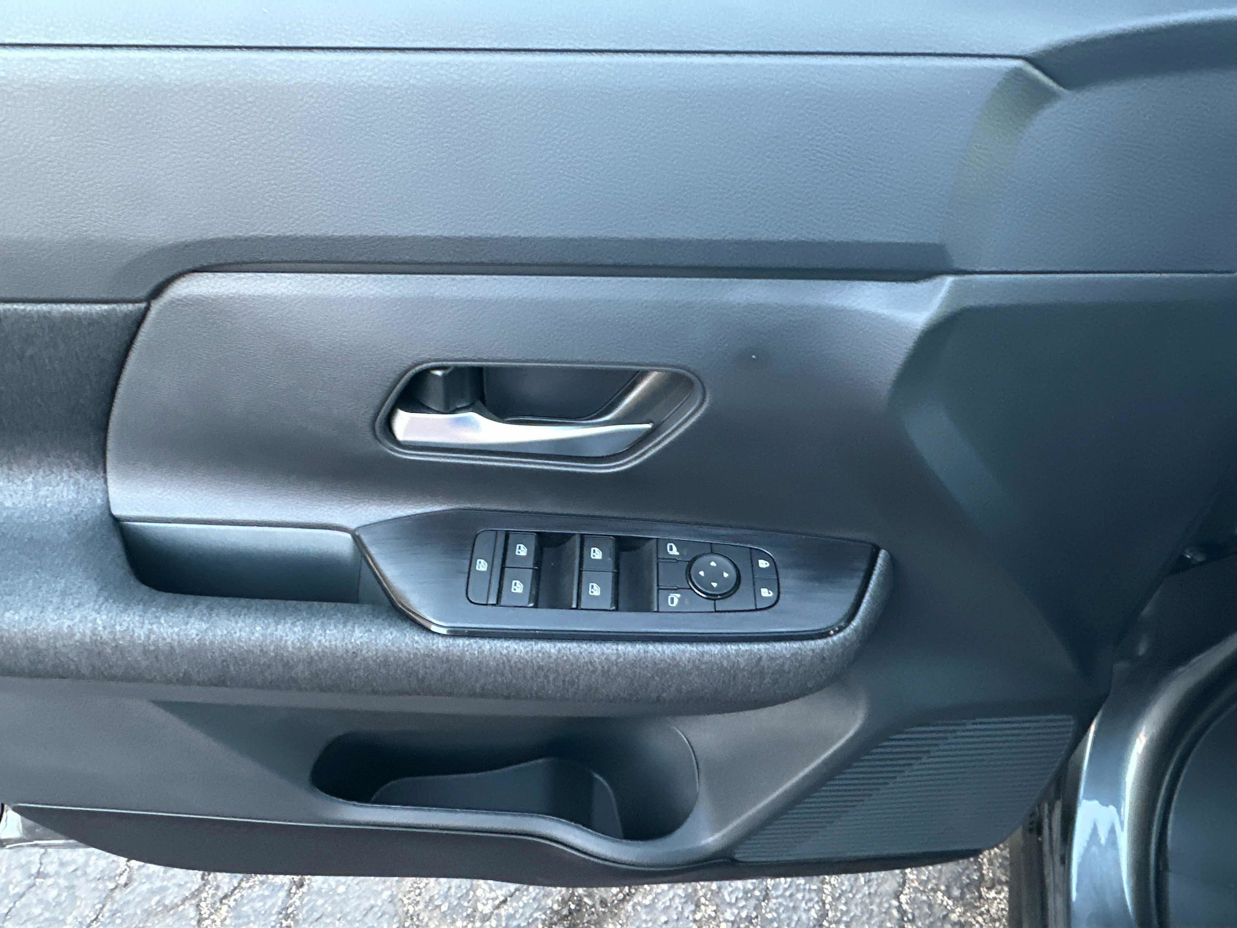 2025 Nissan Kicks SV AWD - Photo 21