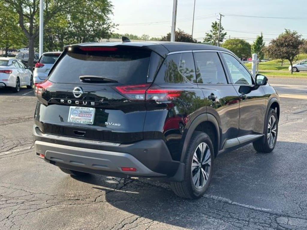 Used 2021 Nissan Rogue SV SUV