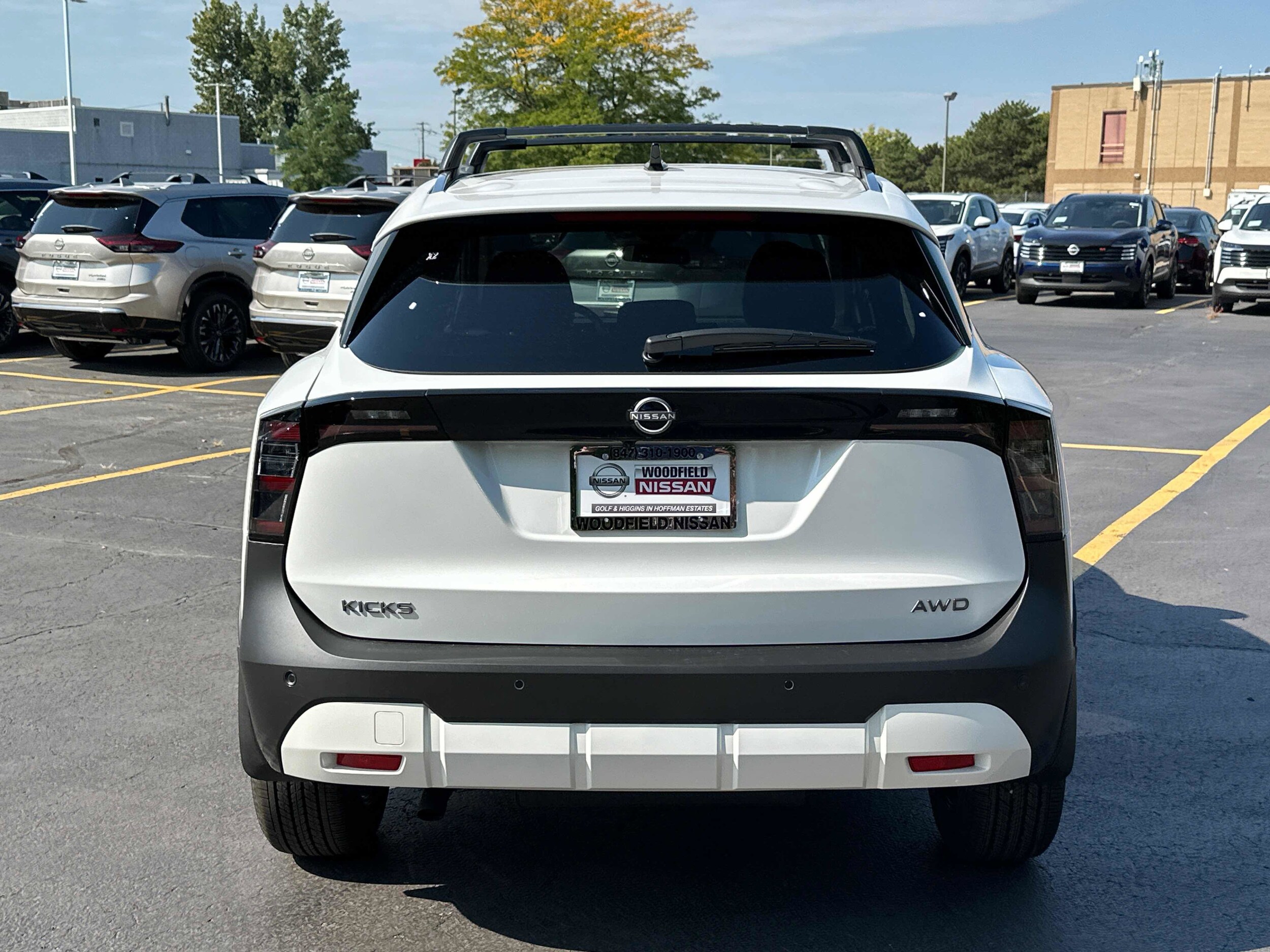 2026 Nissan Kicks SV photo 2