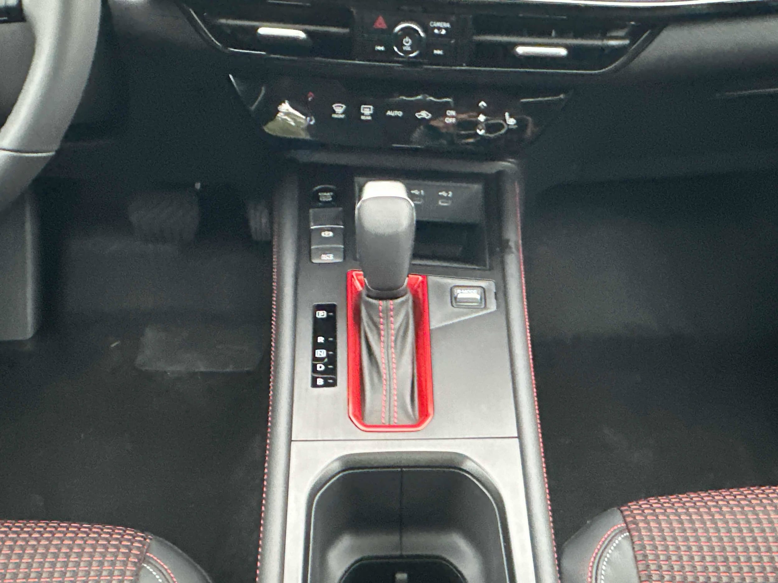 2026 Nissan KICKS SR AWD - Photo 35
