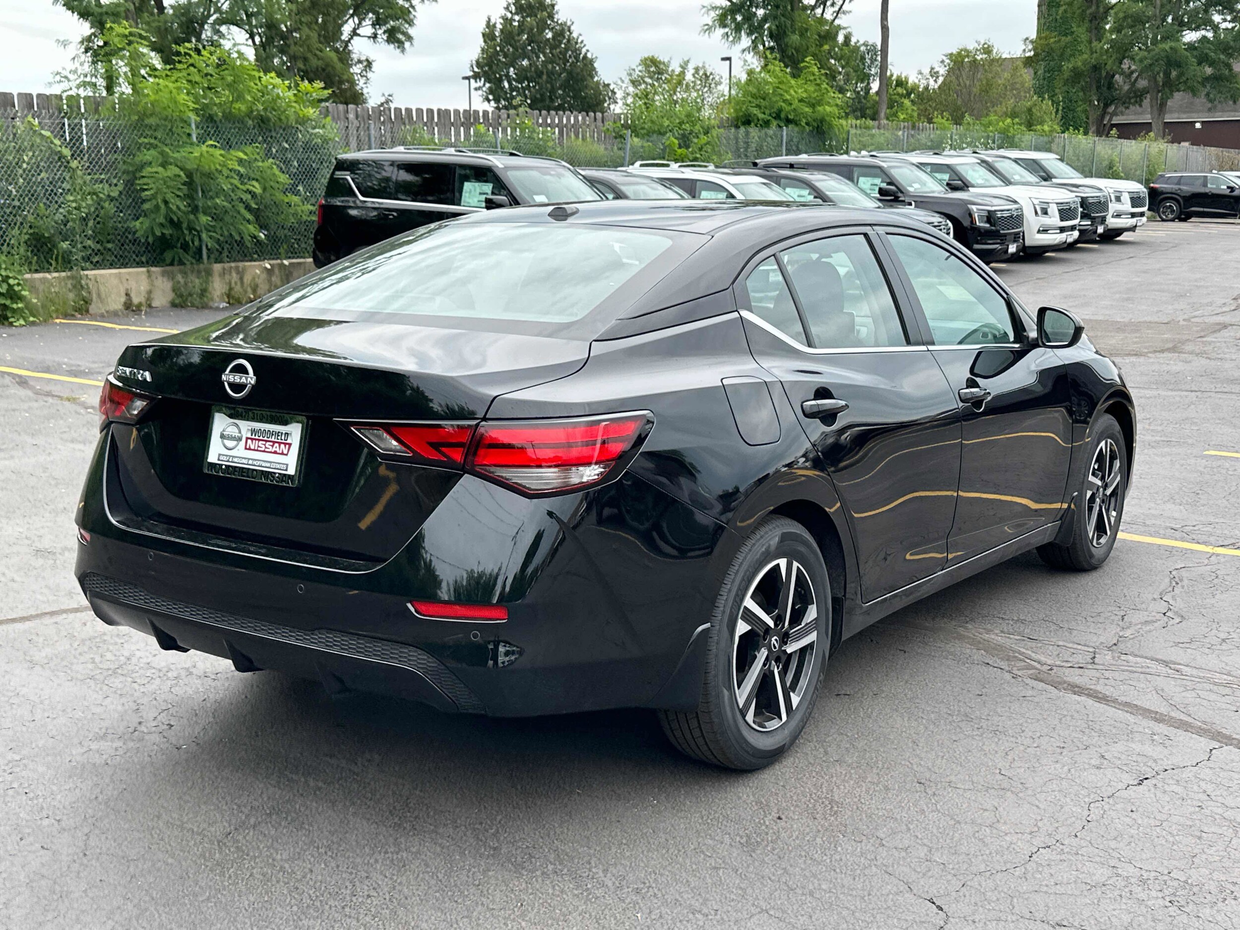 2025 Nissan Sentra SV photo 4