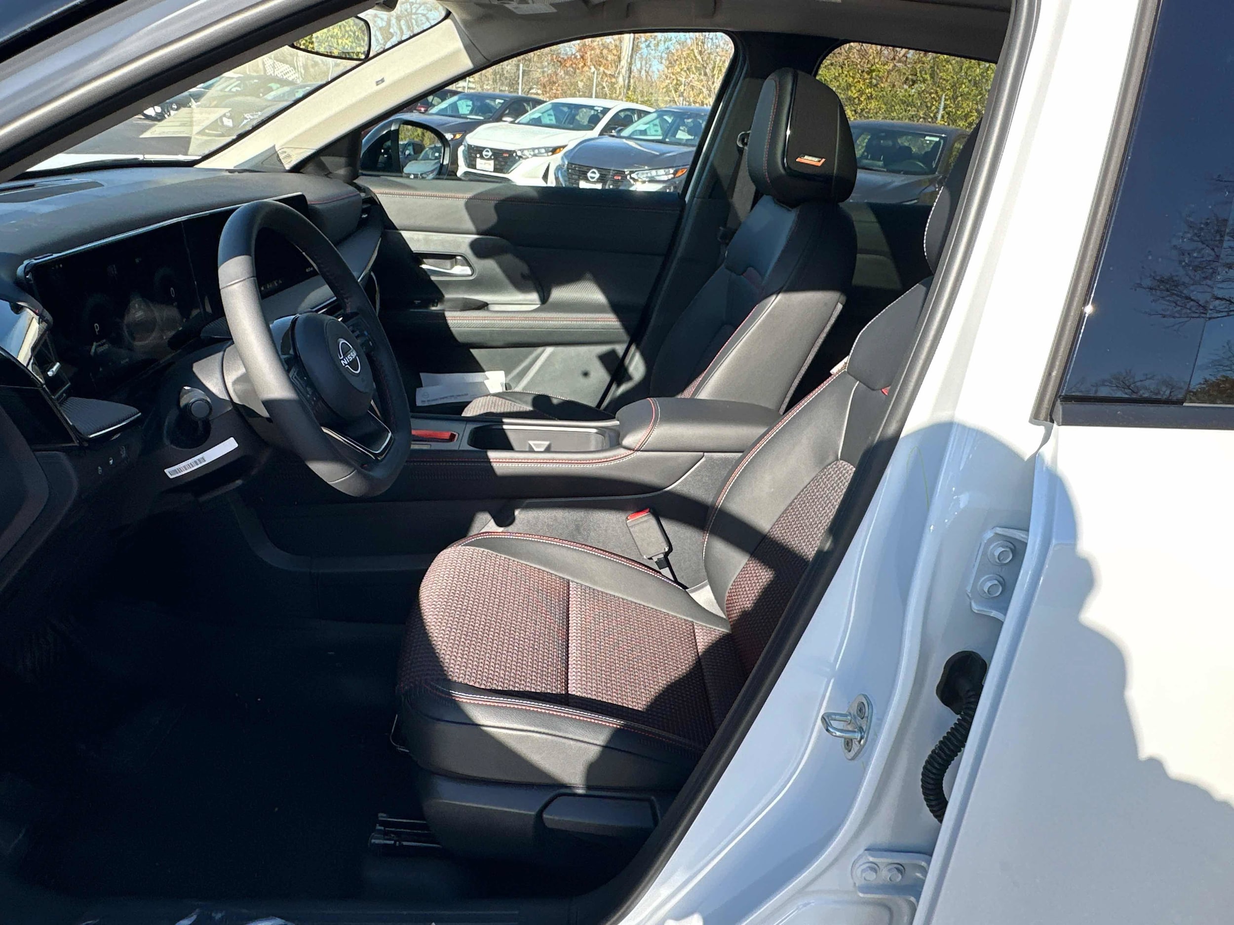 2026 Nissan KICKS SR - Photo 23