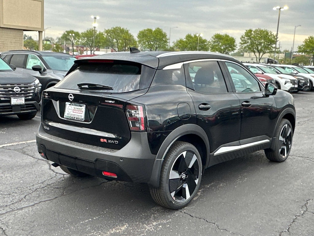 New 2026 Nissan Kicks SR SR AWD