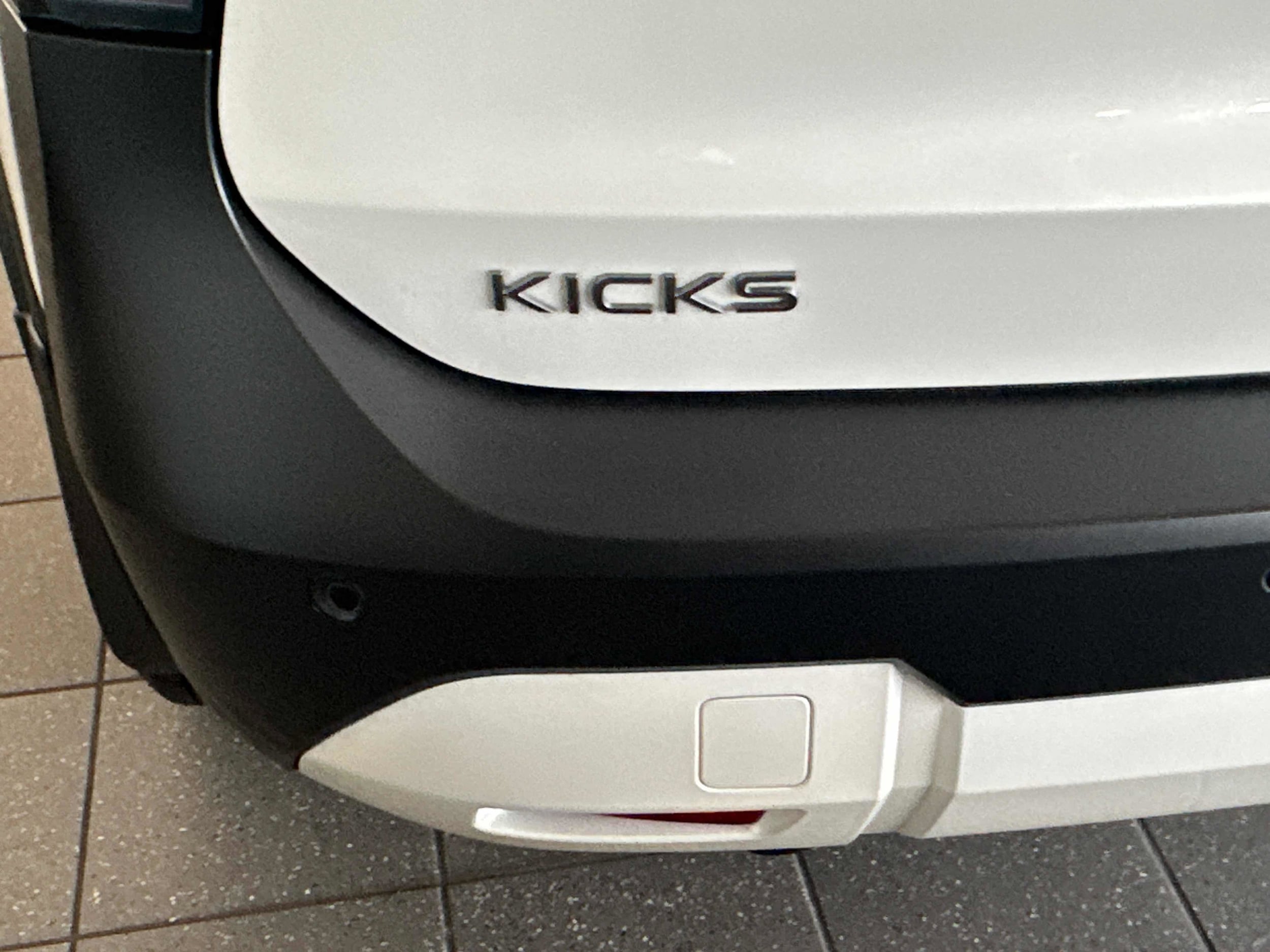 2025 Nissan Kicks SR AWD - Photo 14