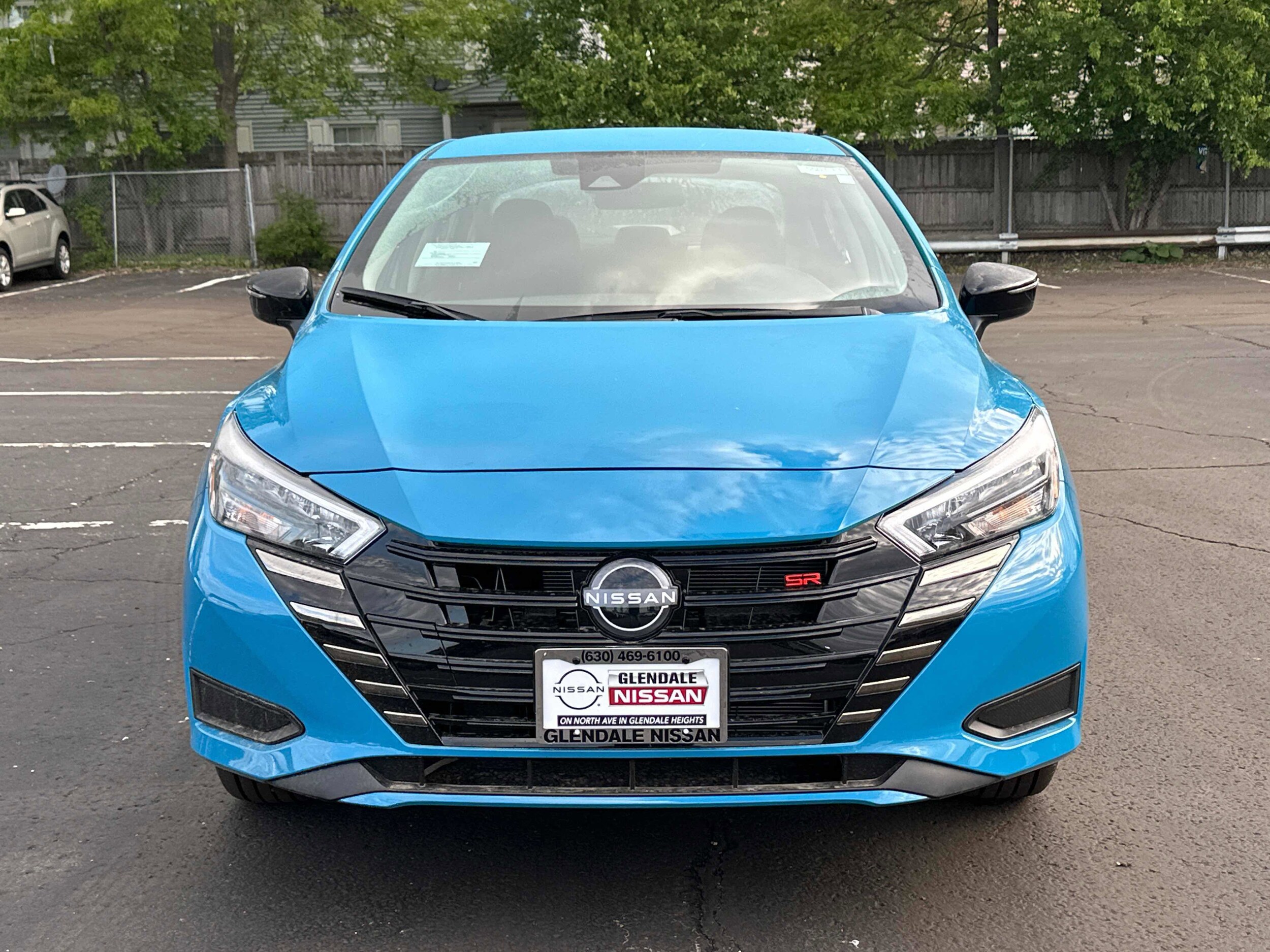 2025 Nissan Versa SR photo 2