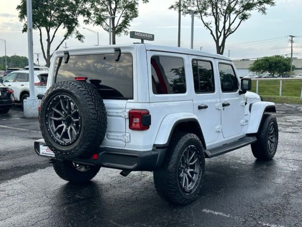 Used 2021 Jeep Wrangler Unlimited Sahara SUV