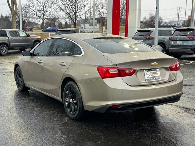 2023 Chevrolet Malibu LT photo 5