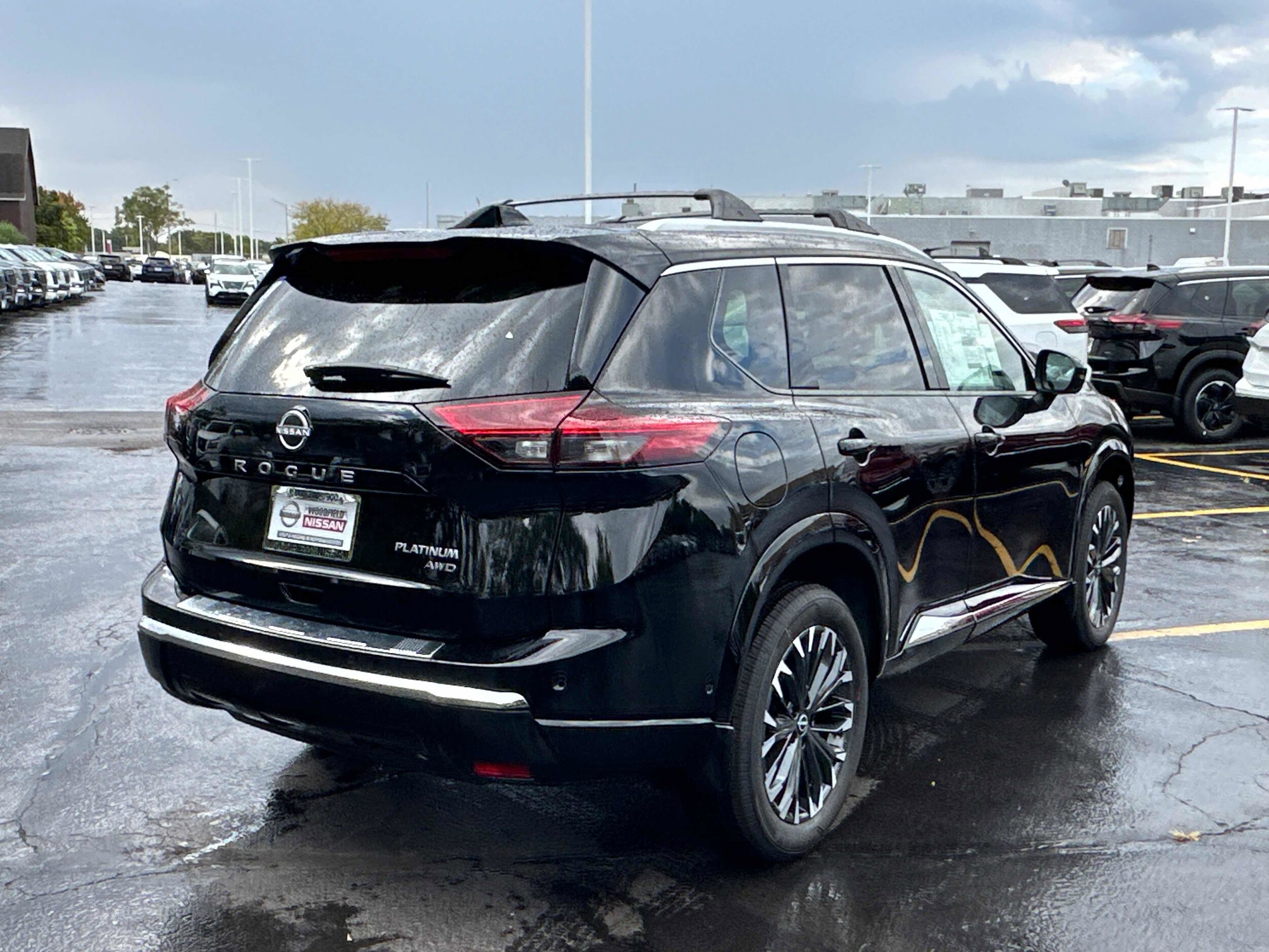 2026 Nissan Rogue Platinum photo 4