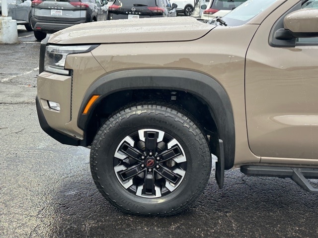 2023 Nissan Frontier PRO-4X photo 6
