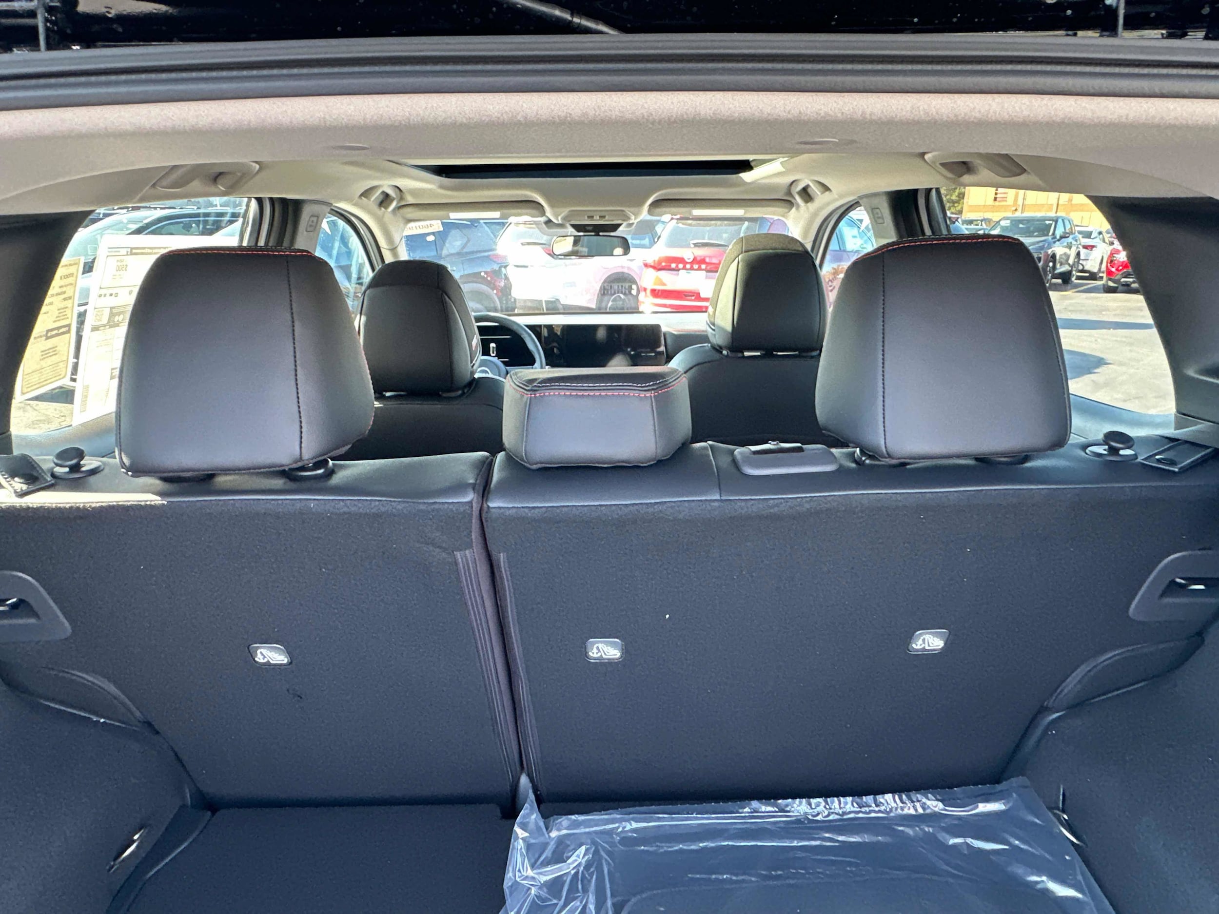 2026 Nissan KICKS SR - Photo 18
