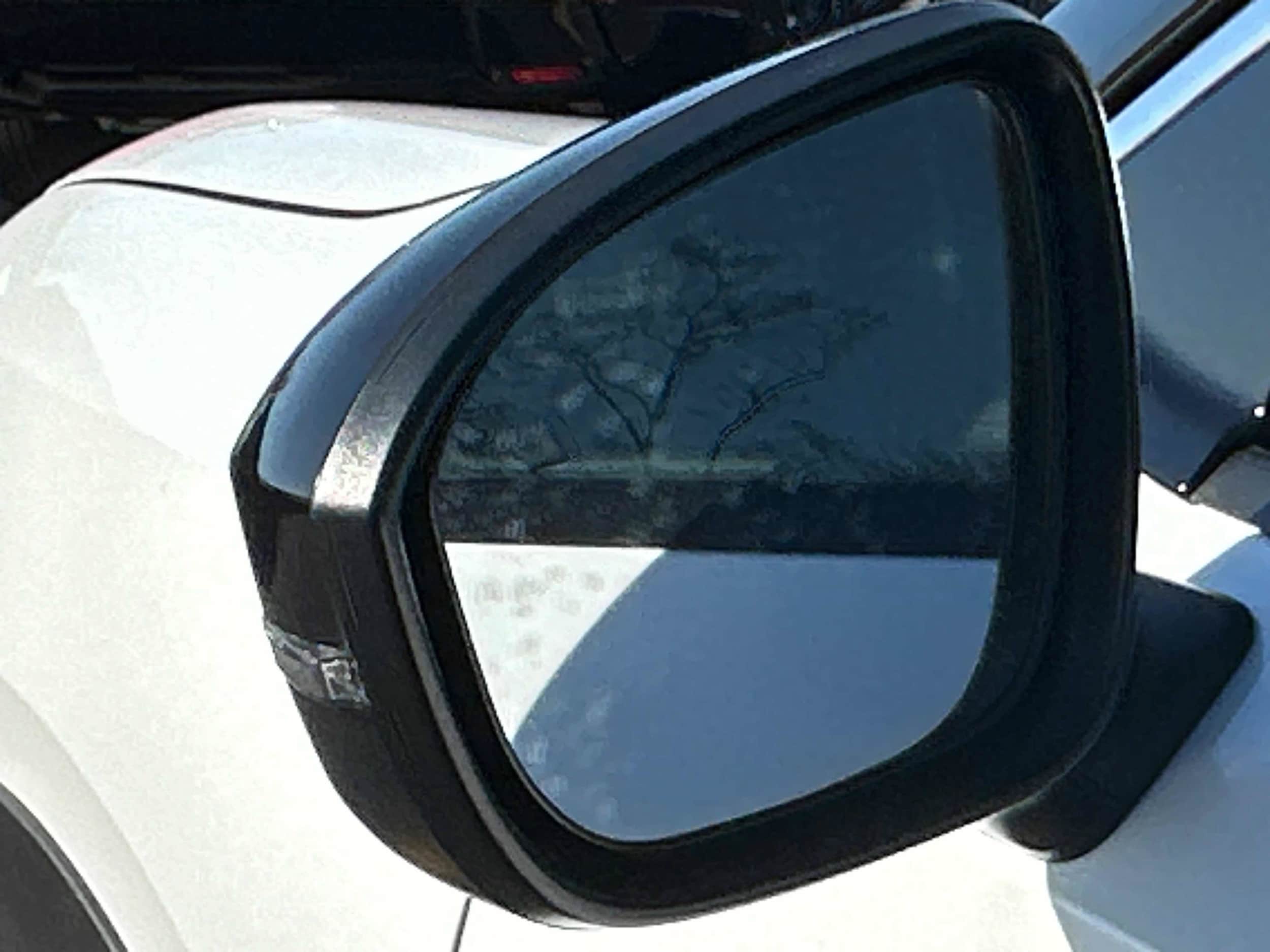 2026 Nissan KICKS SR - Photo 12