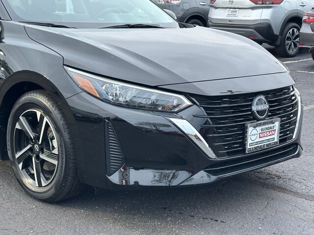 2024 Nissan Sentra SV photo 4