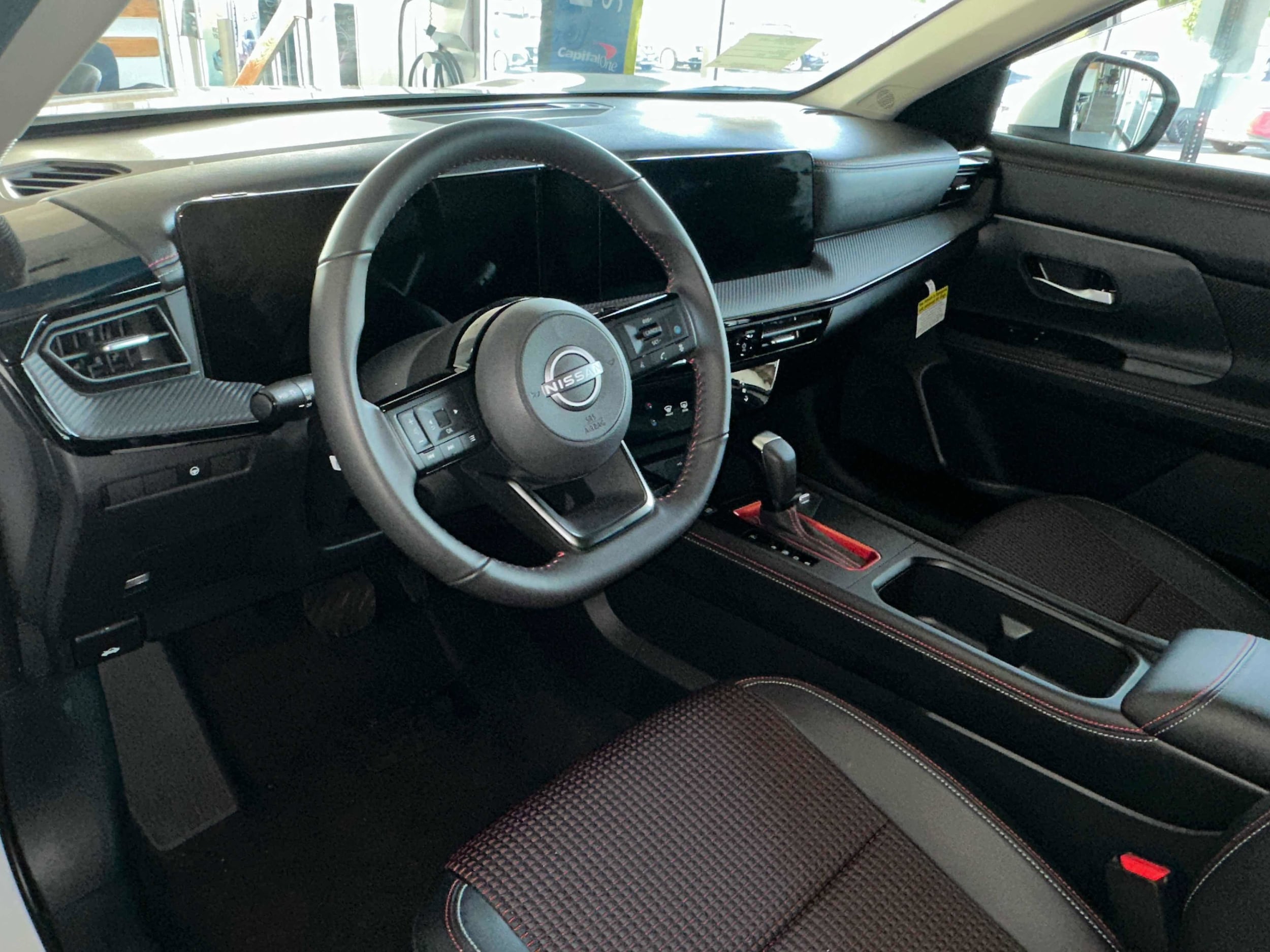 2025 Nissan Kicks SR AWD - Photo 31