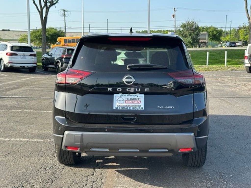 Used 2026 Nissan Rogue SL AWD SL *Ltd Avail*