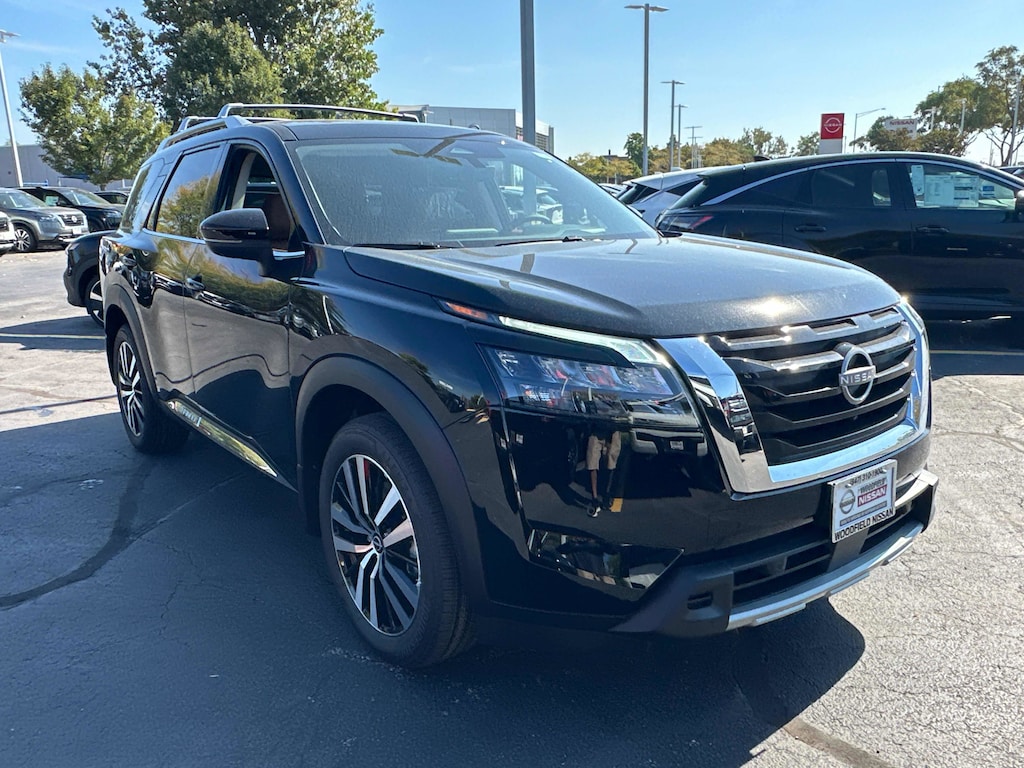 New 2025 Nissan Pathfinder Platinum Platinum 4WD