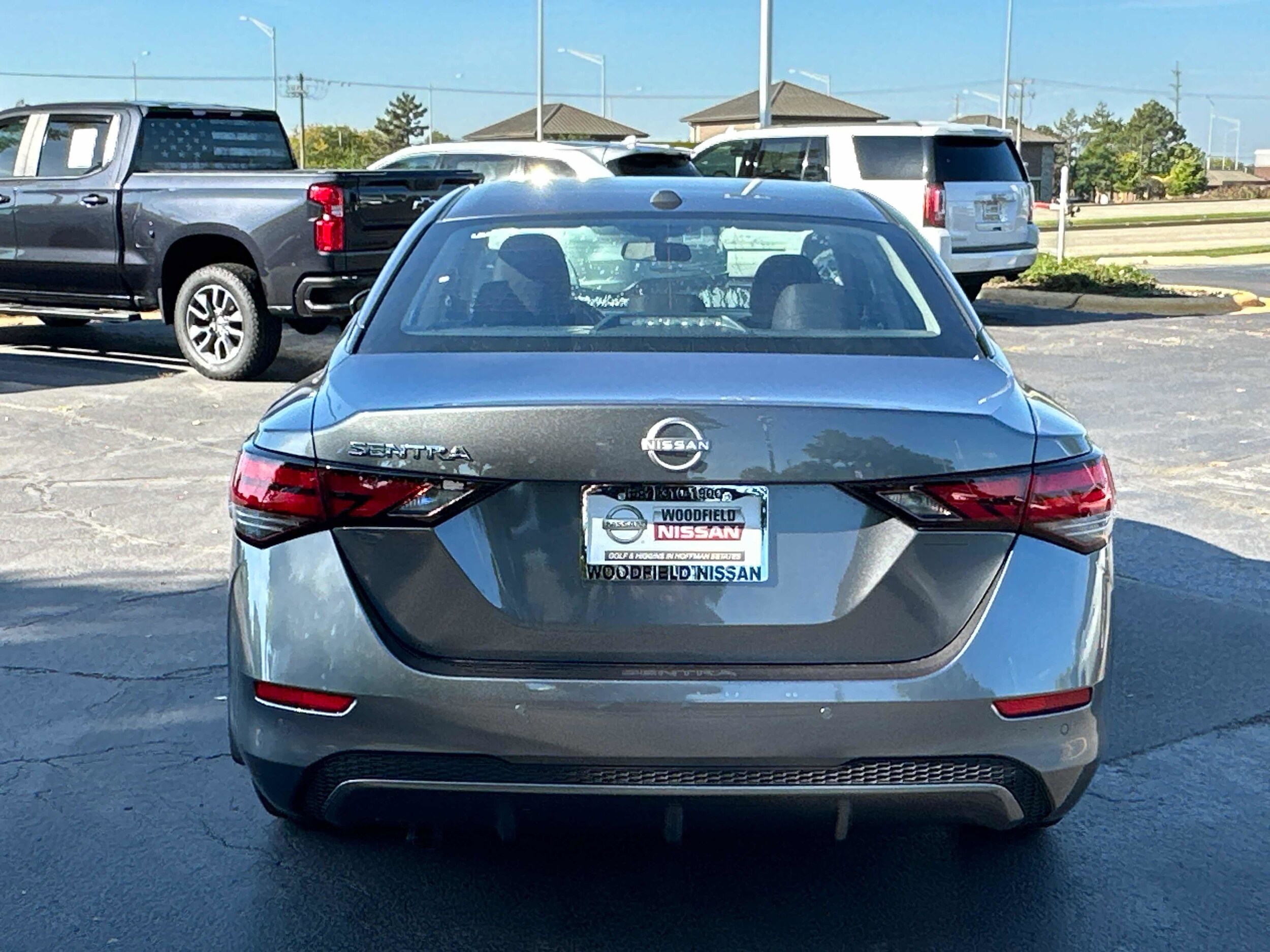 2025 Nissan Sentra SV photo 4