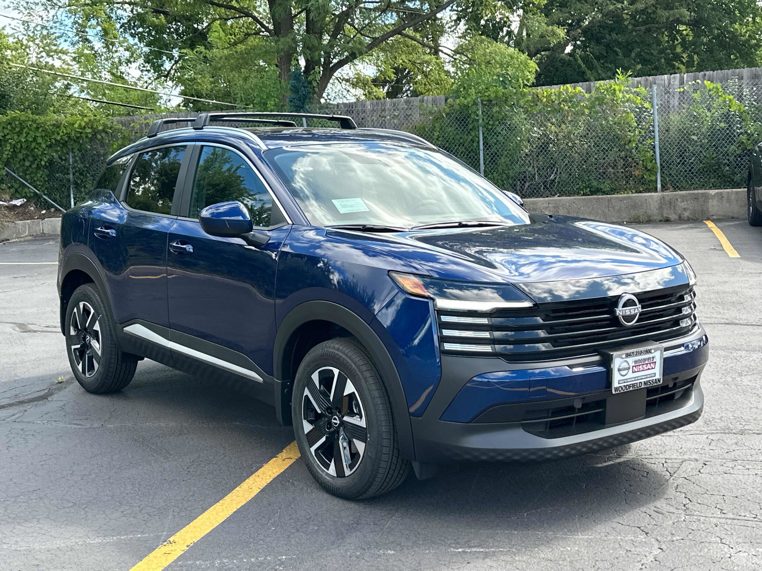 2025 Nissan Kicks SV photo 3