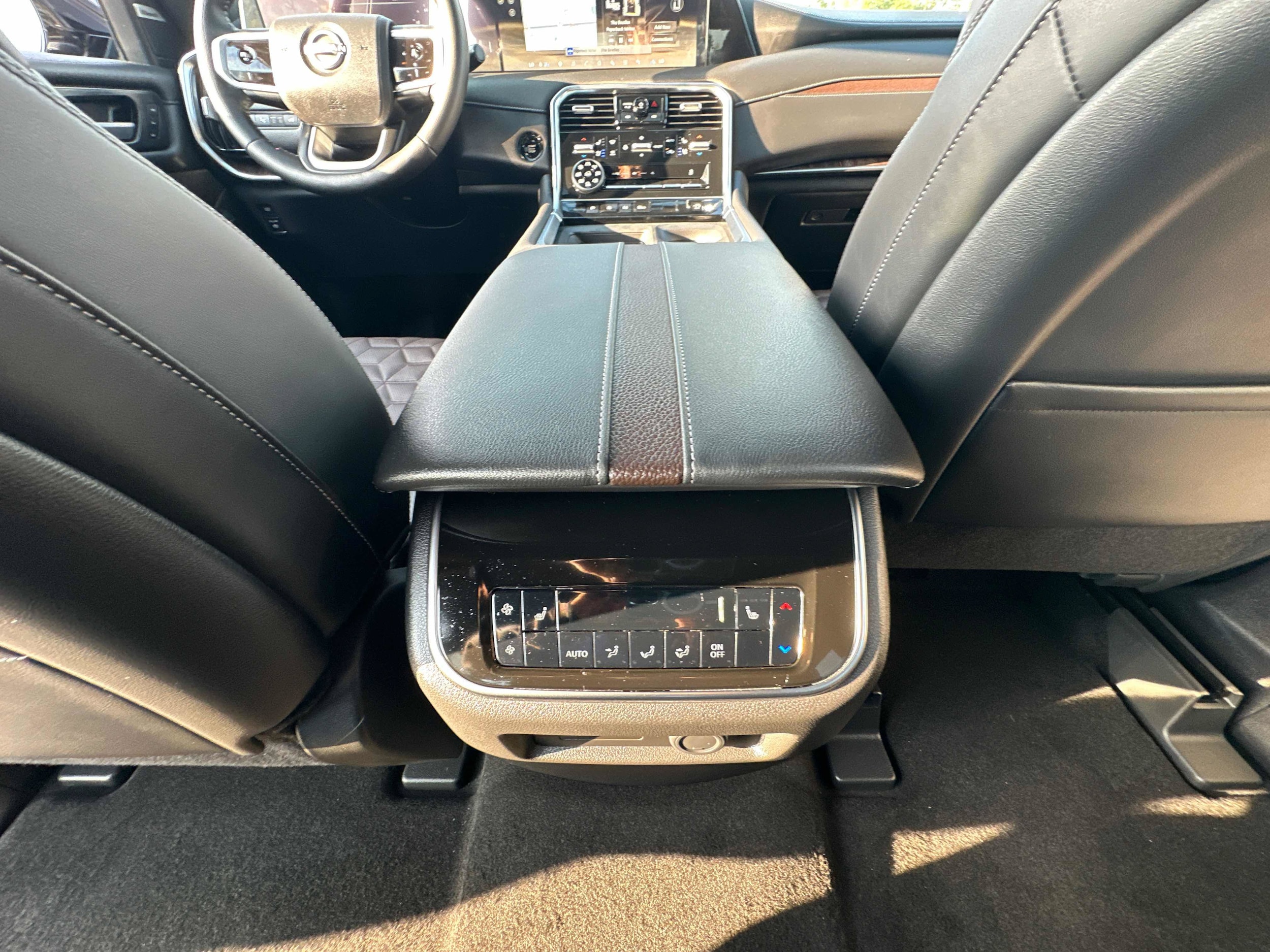 2026 Nissan Armada Platinum - Photo 33