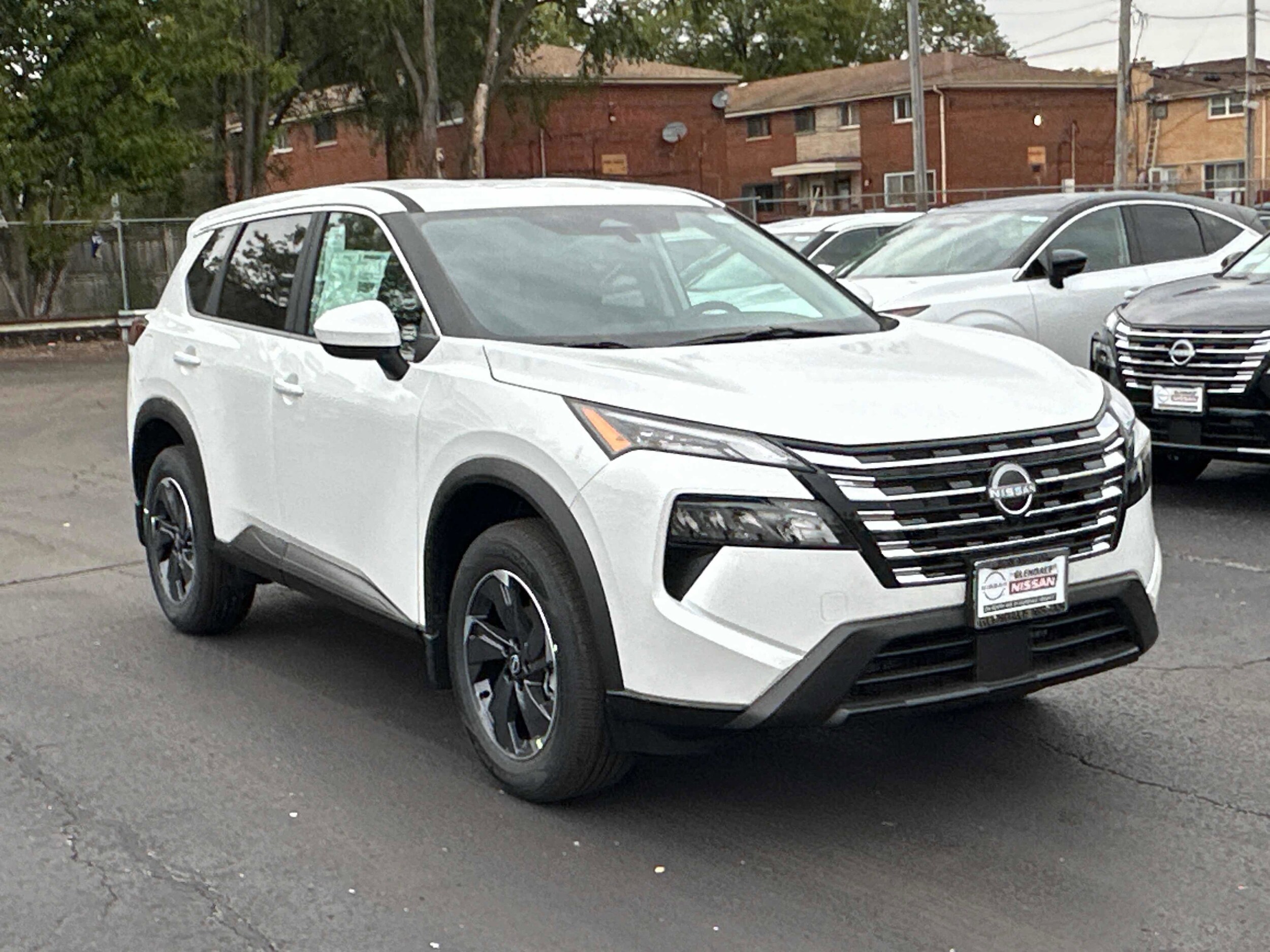 2026 Nissan Rogue AWD SV photo 3