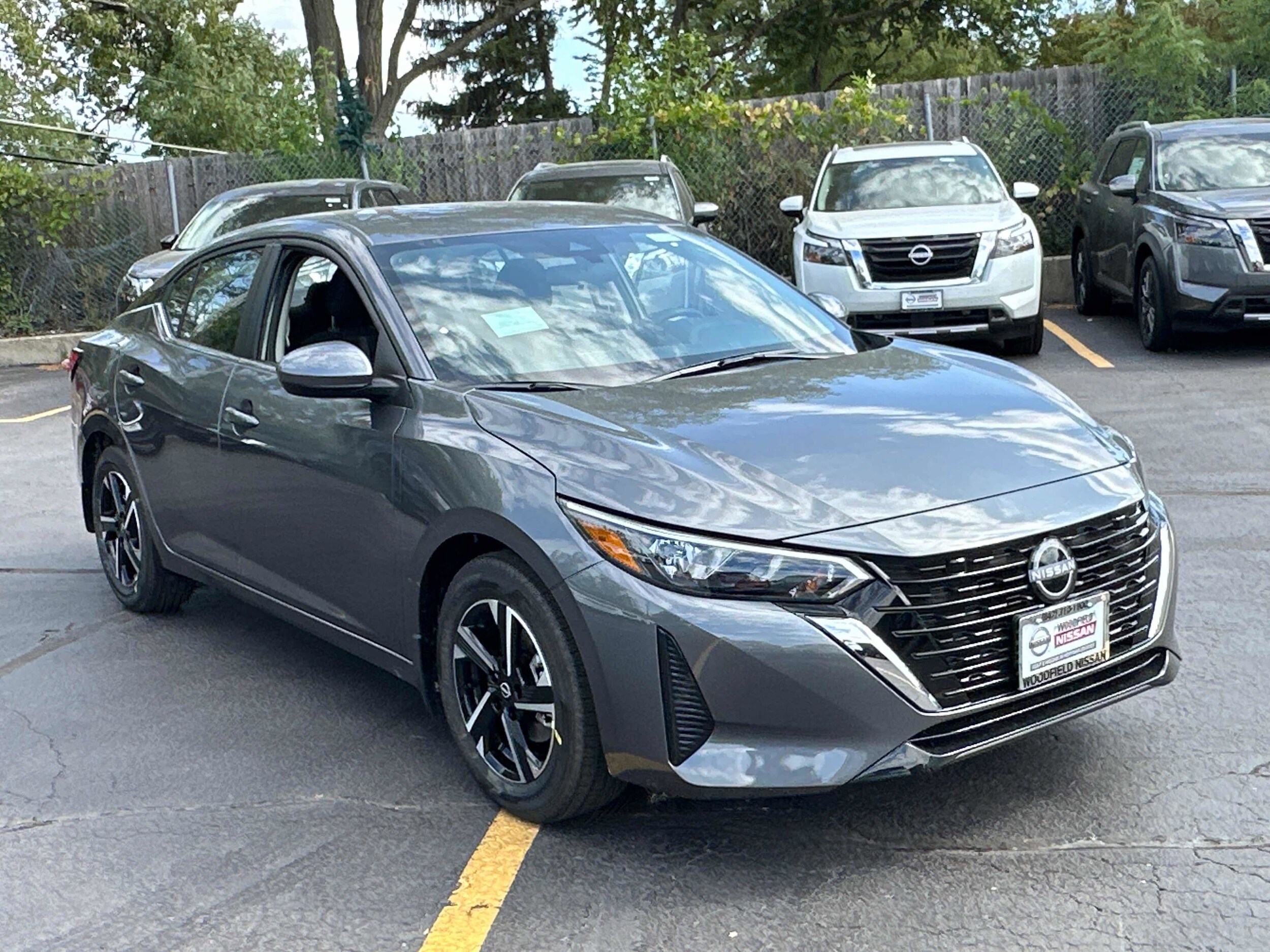 2025 Nissan Sentra SV photo 3