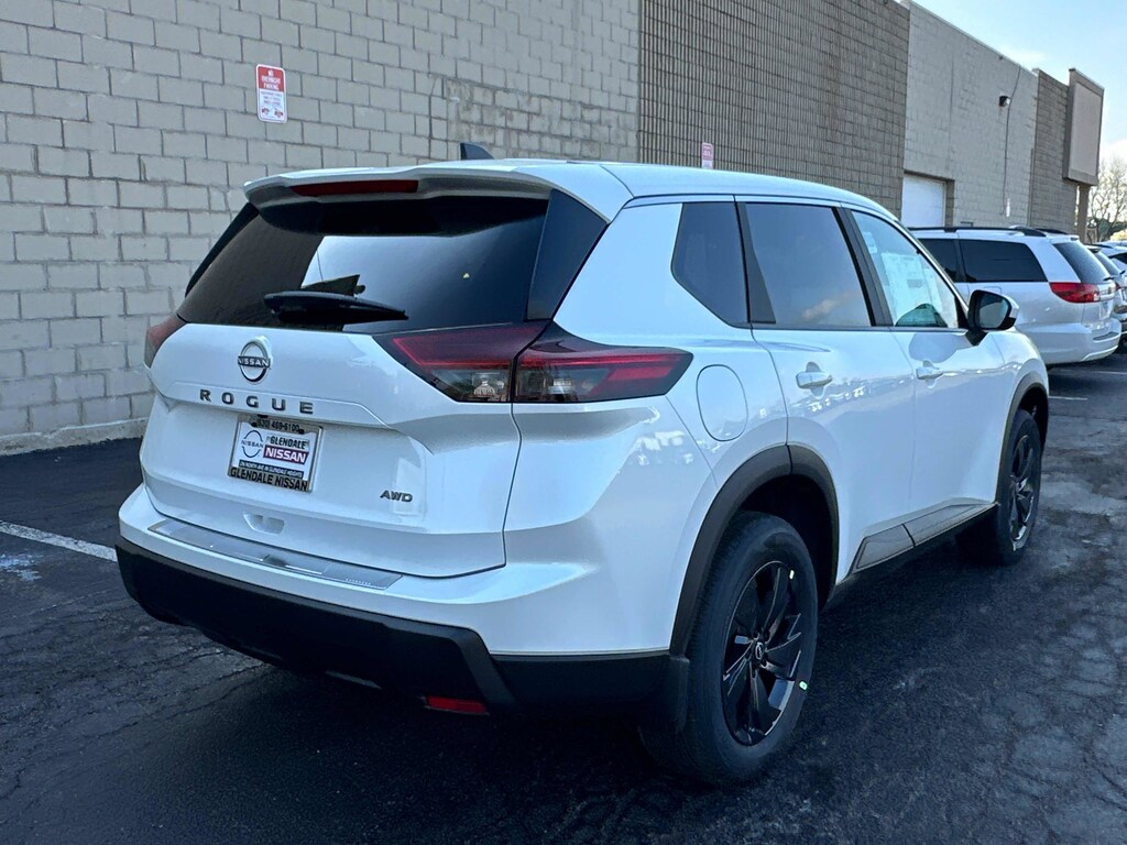 New 2026 Nissan Rogue SV 2026.5 AWD SV