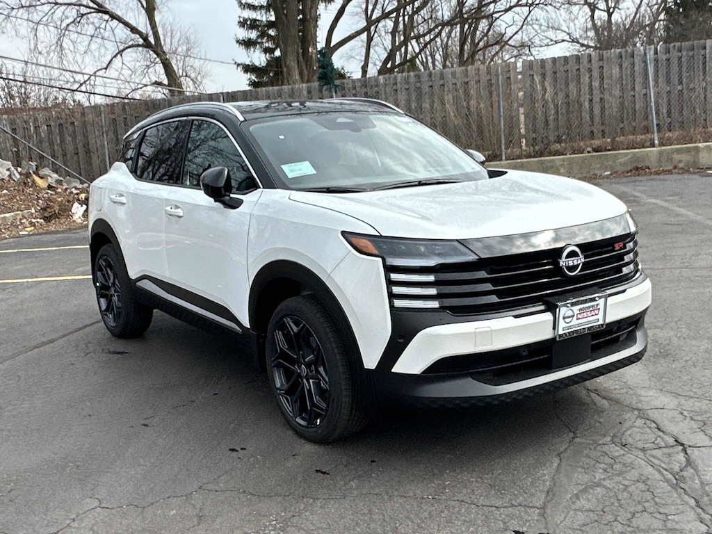 New 2026 Nissan Kicks SR SR AWD