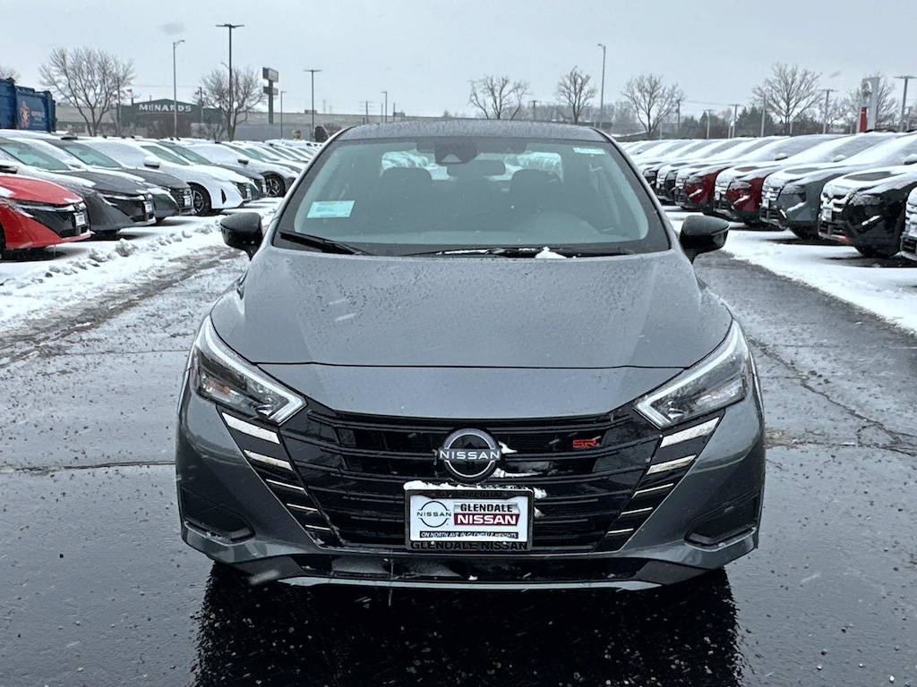 New 2025 Nissan Versa SR SR CVT