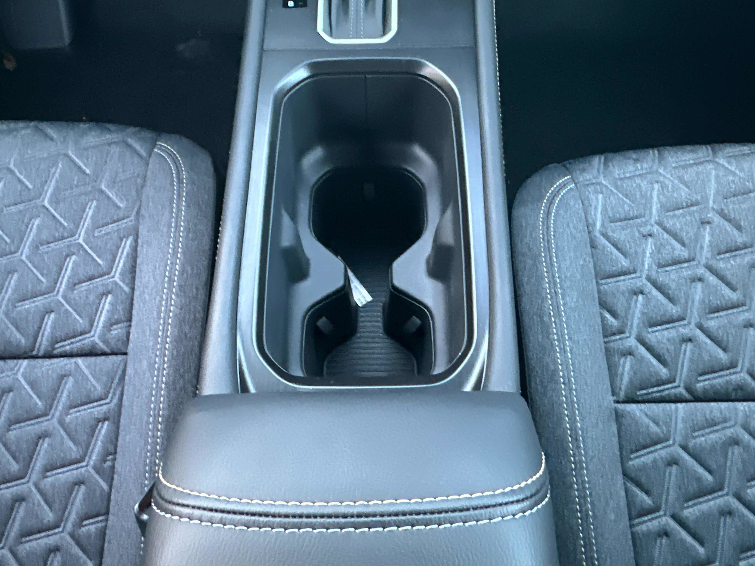 2025 Nissan Kicks SV AWD - Photo 29