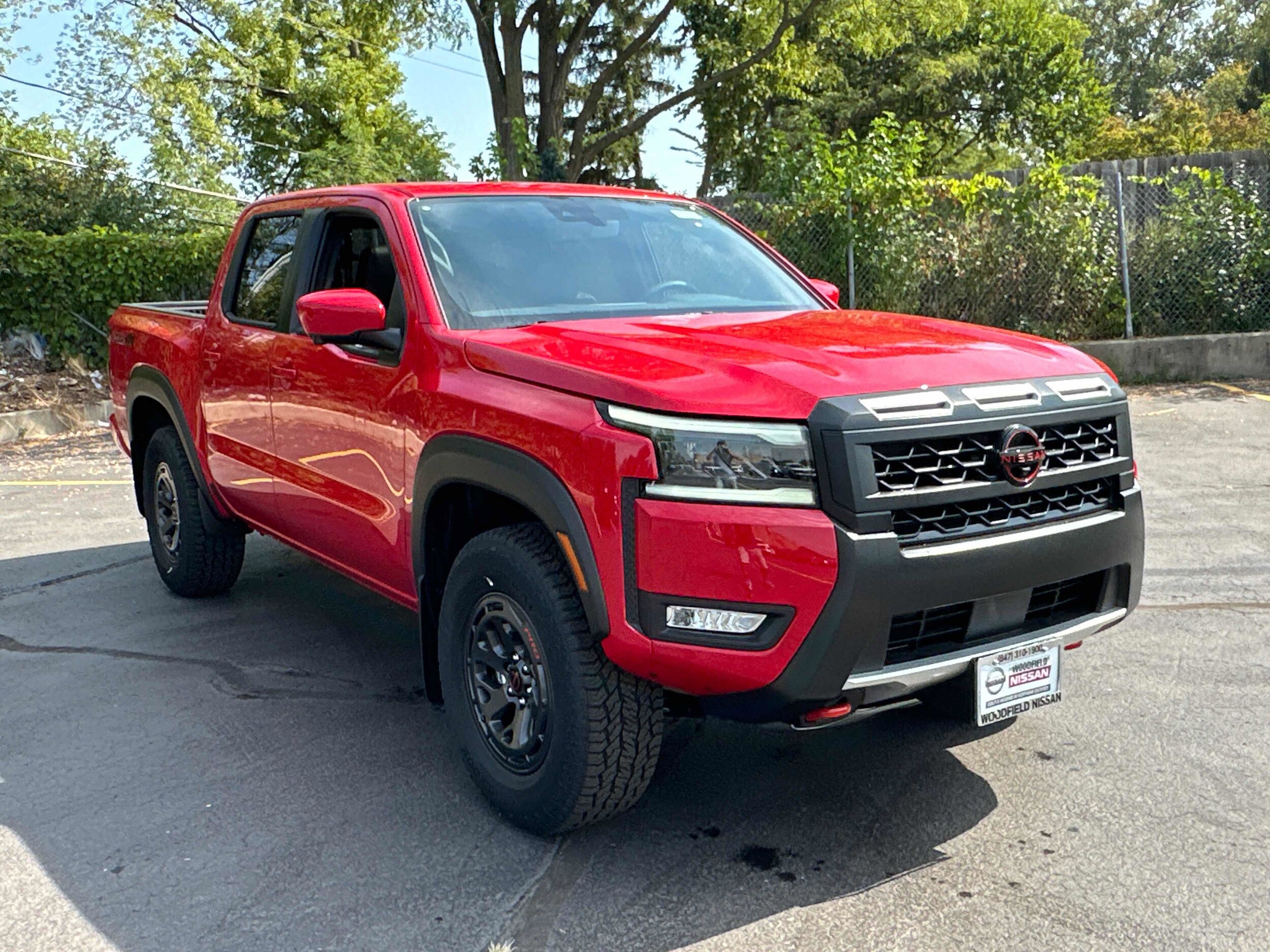 2026 Nissan Frontier PRO-4X Crew Cab photo 3