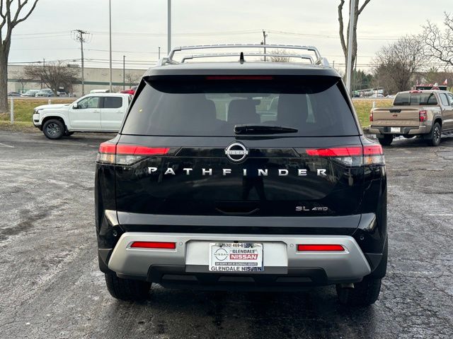 2025 Nissan Pathfinder SL photo 4