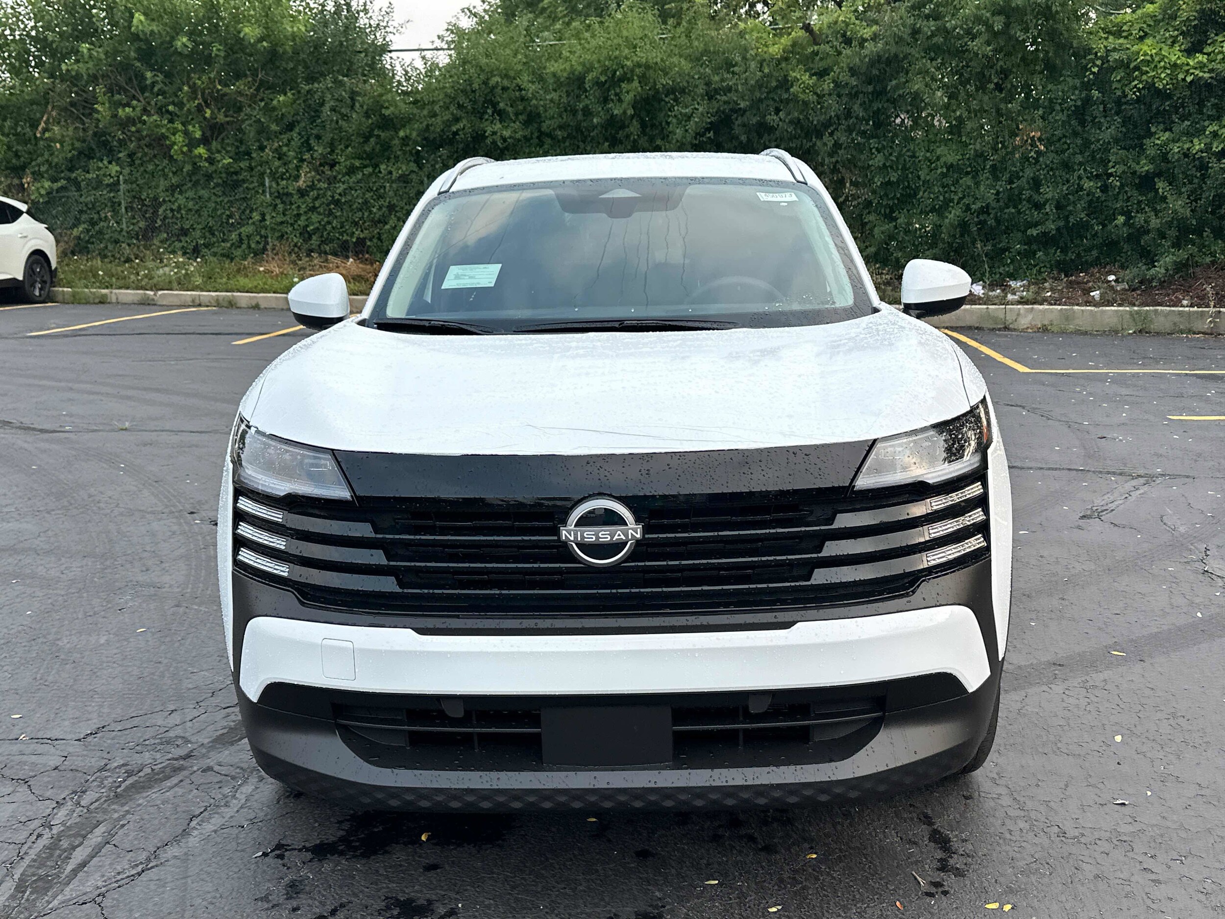 2025 Nissan Kicks SV photo 2