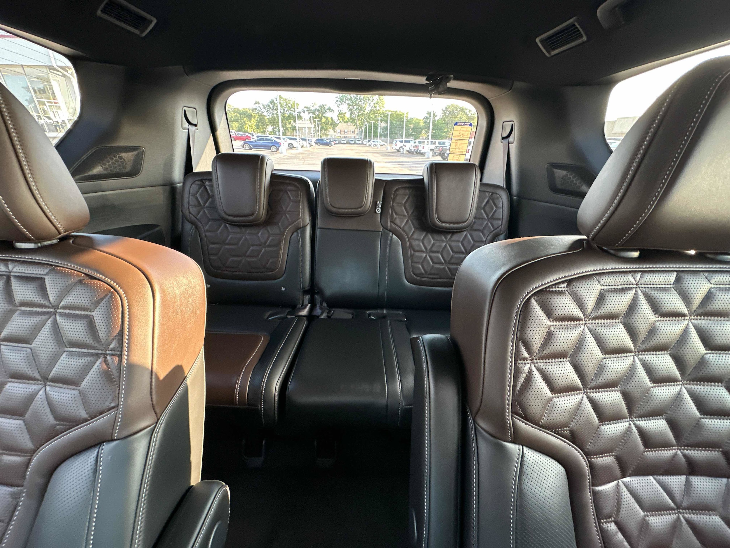 2026 Nissan Armada Platinum - Photo 31