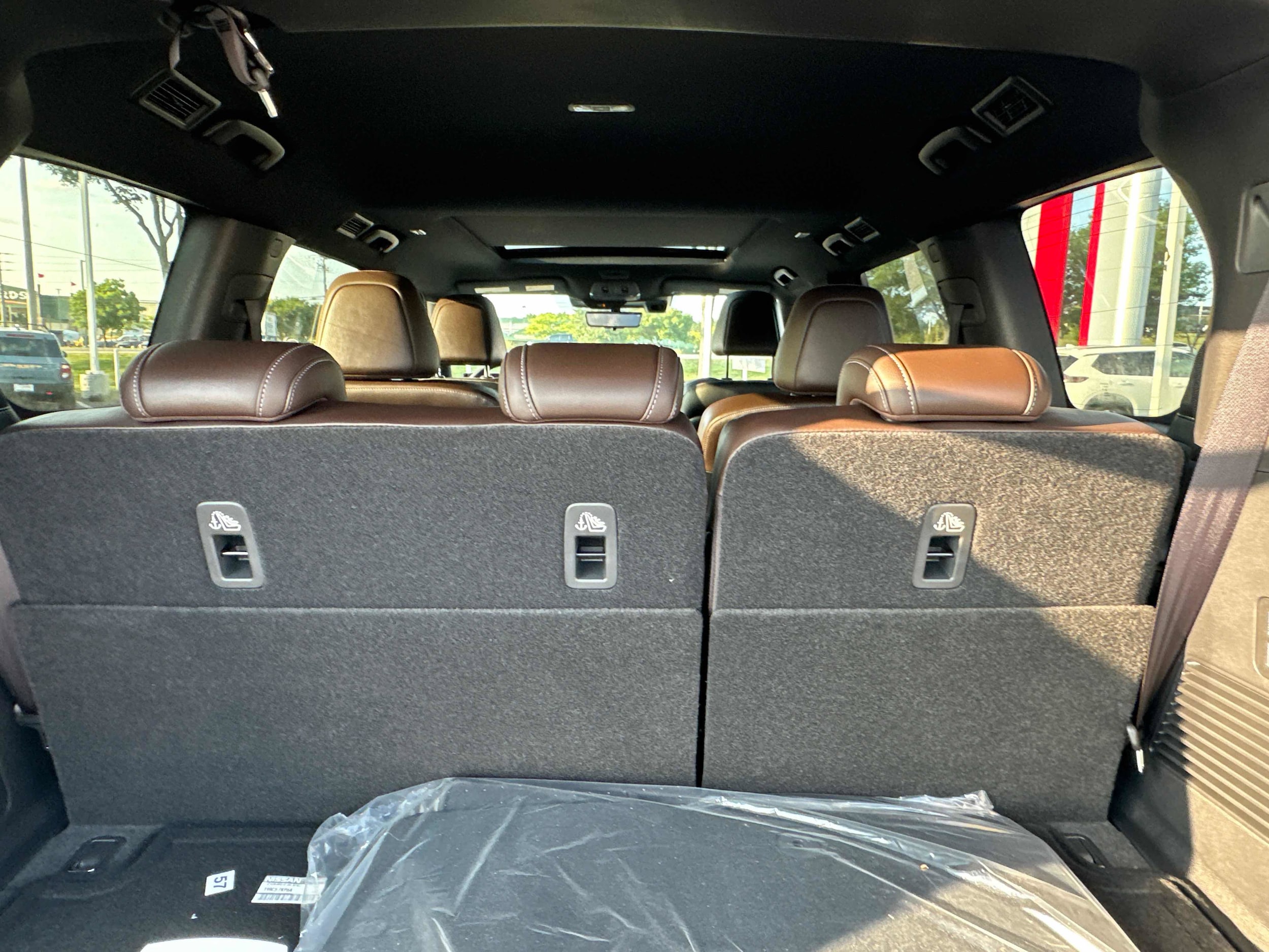 2026 Nissan Armada Platinum - Photo 17