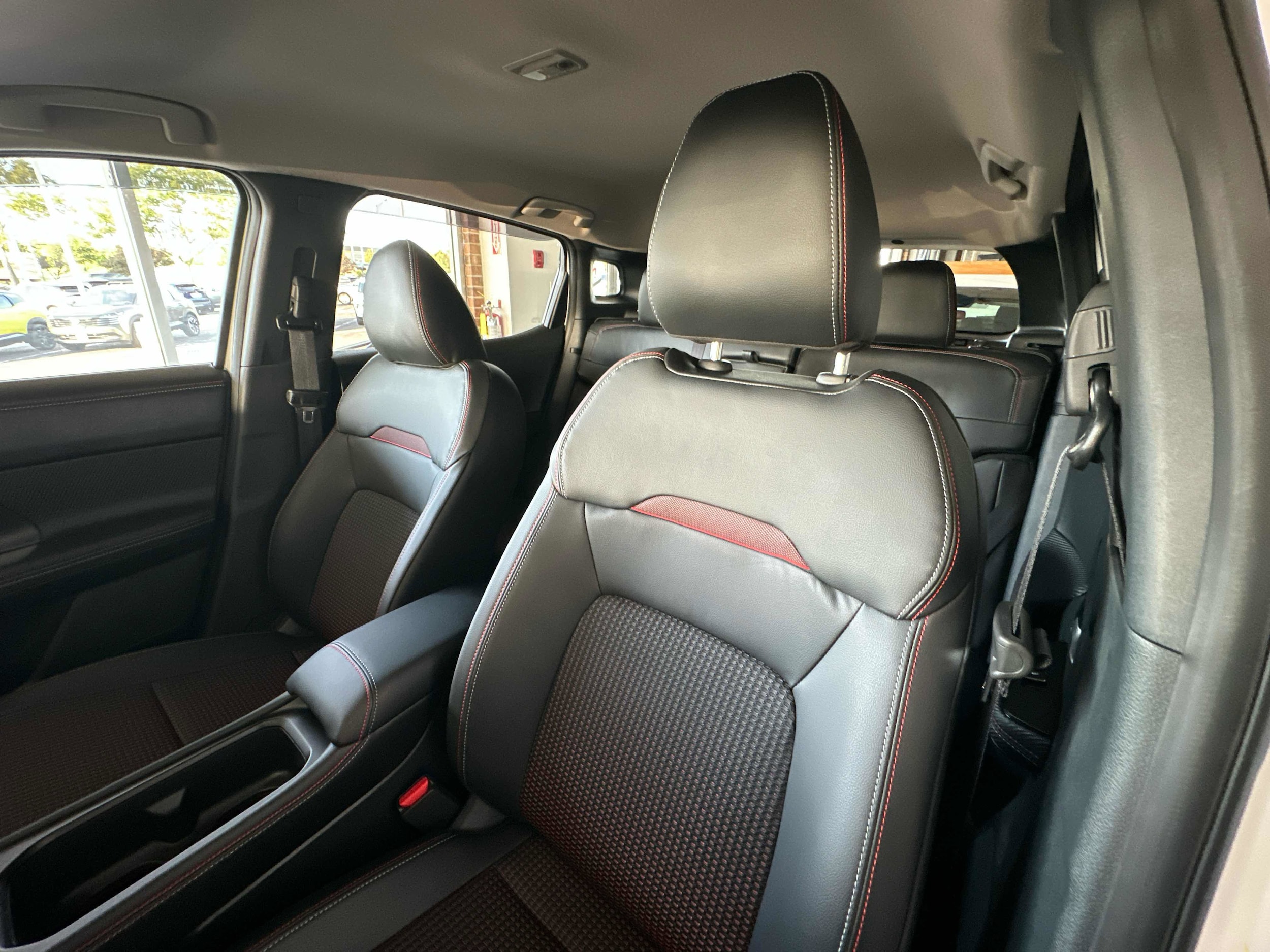2025 Nissan Kicks SR AWD - Photo 21